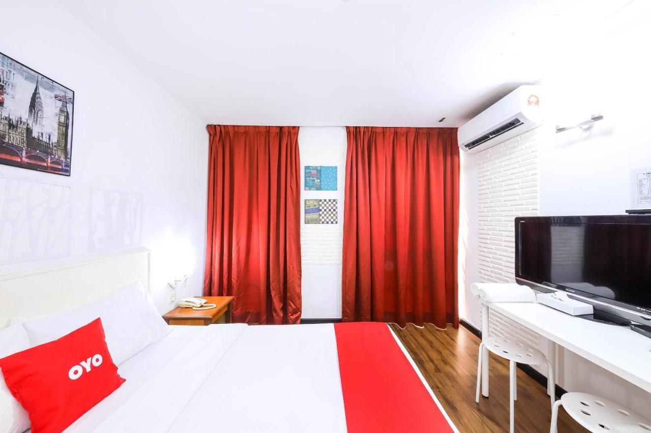 โอโย 43963 ที ซิกเนเจอร์ โฮเต็ล Hotel เปอตาลิงจายา ภายนอก รูปภาพ