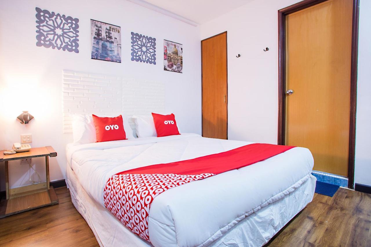 โอโย 43963 ที ซิกเนเจอร์ โฮเต็ล Hotel เปอตาลิงจายา ภายนอก รูปภาพ