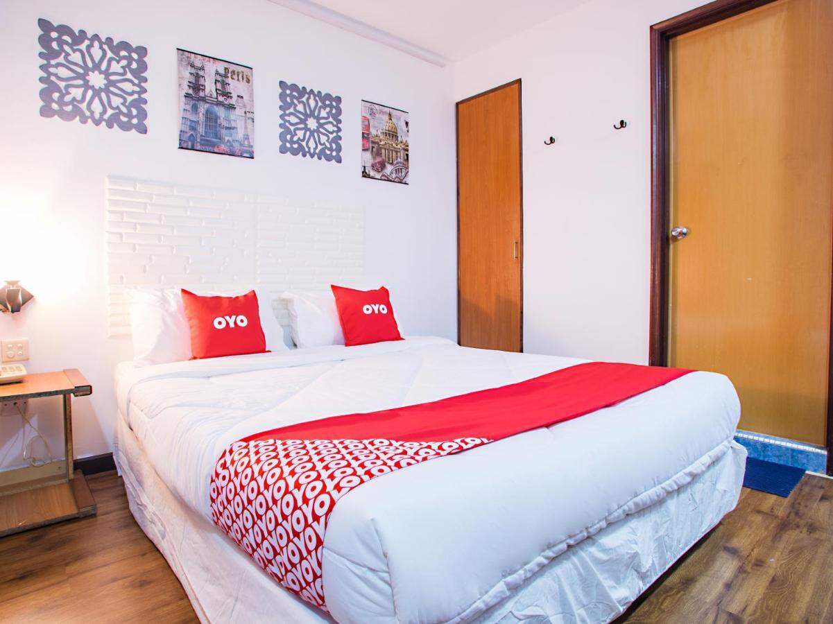 โอโย 43963 ที ซิกเนเจอร์ โฮเต็ล Hotel เปอตาลิงจายา ภายนอก รูปภาพ