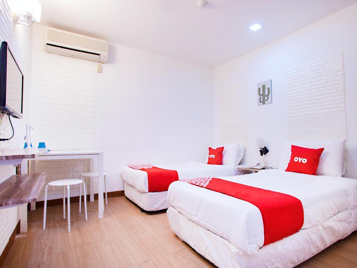 โอโย 43963 ที ซิกเนเจอร์ โฮเต็ล Hotel เปอตาลิงจายา ภายนอก รูปภาพ